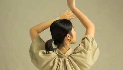 半场战报-艾永阿里乌姆6分钟闪击 国足0射正0-2喀麦隆