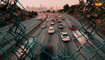 币圈院士：2.4比特币清算潮，谁是飞蛾？谁是幸存者？最新行情分析及思路参考