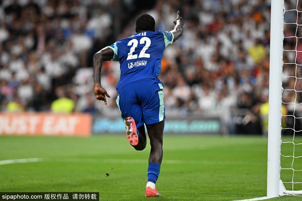 欧冠-姆巴佩双响卡瓦哈尔染红 皇马获争议点球2-1逆转马赛