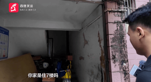 心酸!12岁男孩“独居”贵阳一安置房内,父亲回应:迫于无奈,因为……