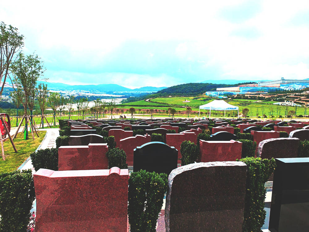 嵩明县公墓陵园怎么购买